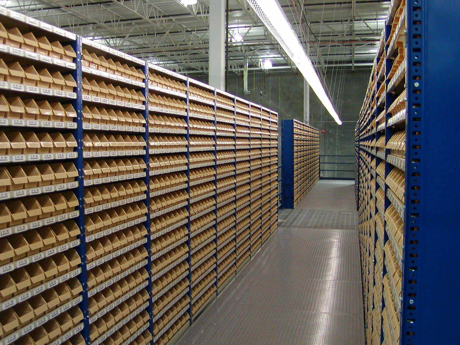 Rafinoks ile Depolama Alanlarınızı Güçlendiren İkinci El Raf Çözümleri