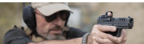 SAR1880 Taktik Fenerleri: Gece Görevlerinde En Güvenilir Çözümler